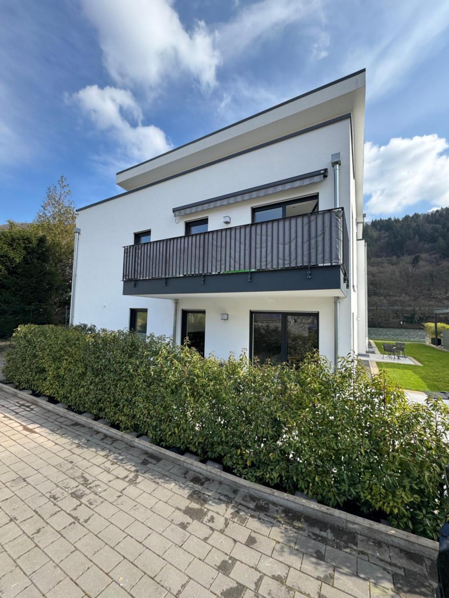 "Auslese 54" -Direkt Am Moselufer- Gaestezimmer & Ferienwohnung Traben-Trarbach Eksteriør billede